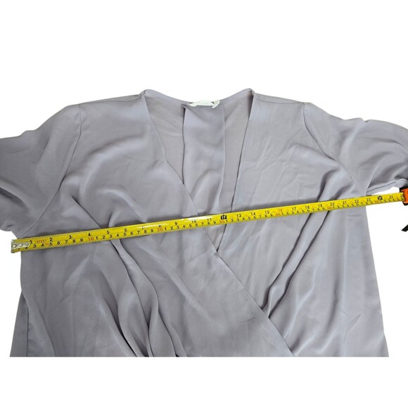 Lush Medium women's lavender purple roll tab blouse top thin light lilac - Picture 3 of 5